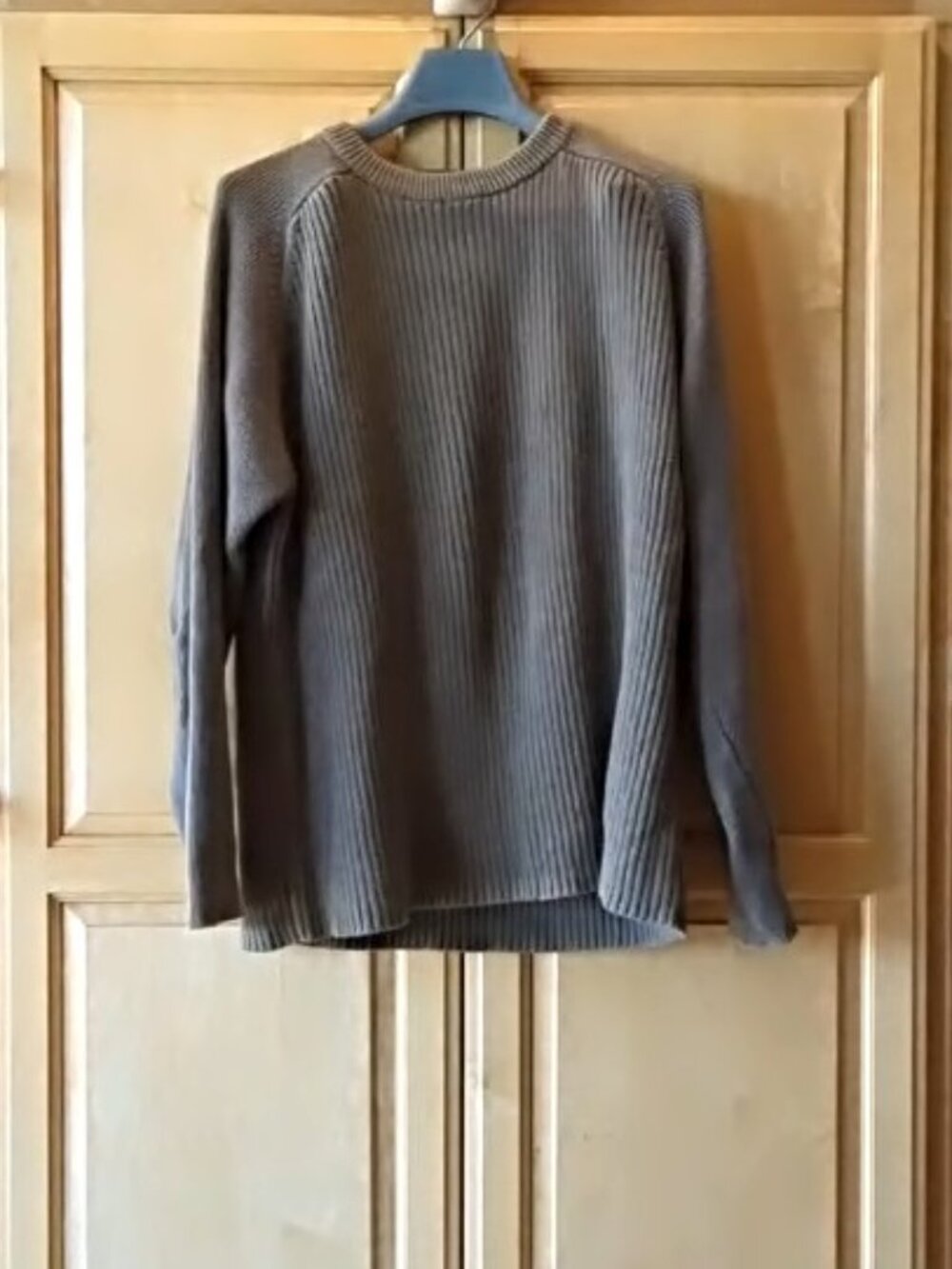 Women's Sweater Grey